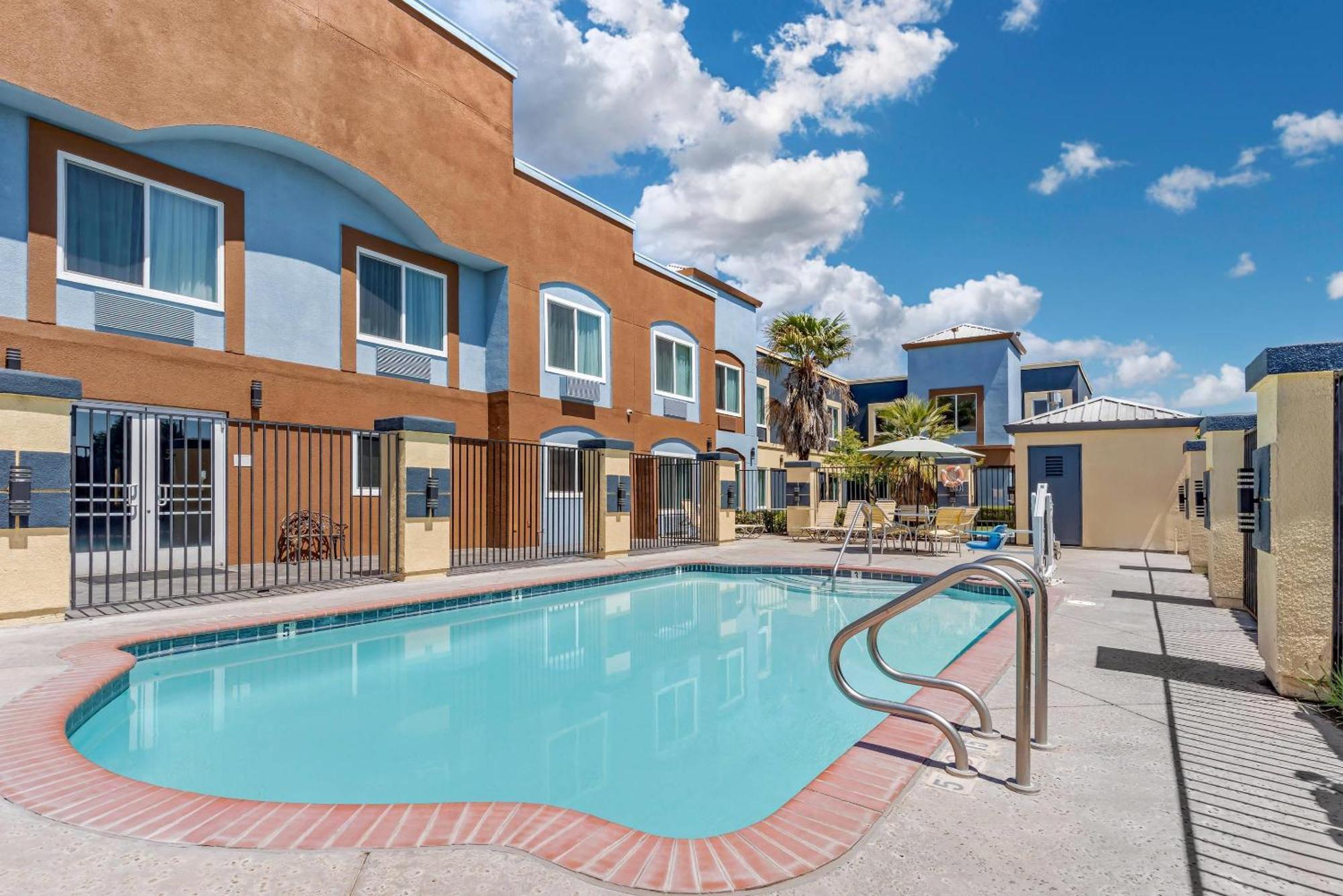 Country Inn & Suites By Radisson, Modesto-Salida Exterior photo